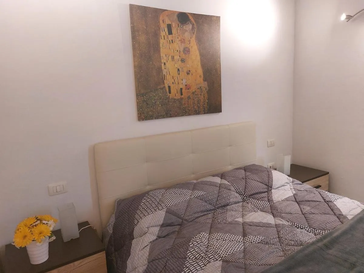 Simona Suite Con Posto Auto Florence Apartment