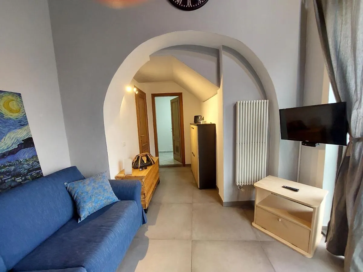 Simona Suite Con Posto Auto Florence 0*,  Italy